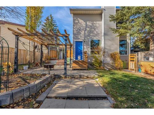 28 Bermondsey Rise Nw, Calgary, AB - Outdoor