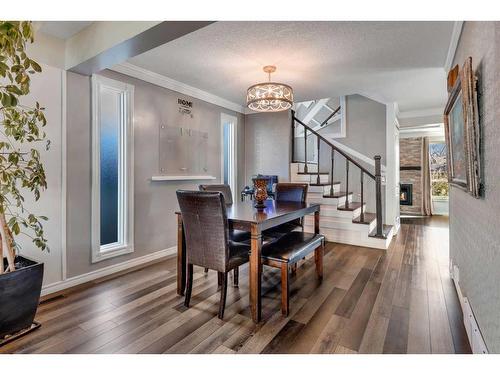 28 Bermondsey Rise Nw, Calgary, AB - Indoor Photo Showing Dining Room