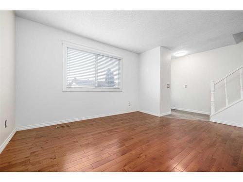 74 Pennsburg Way Se, Calgary, AB - Indoor Photo Showing Other Room