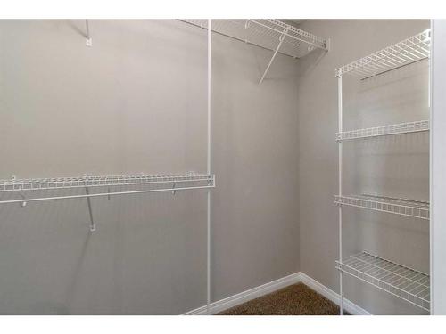 21462 Sheriff King Street Sw, Calgary, AB - Indoor With Storage