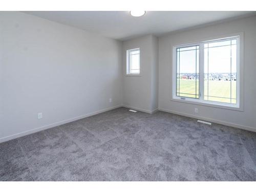 1309 Bayview Point Sw, Airdrie, AB - Indoor Photo Showing Other Room