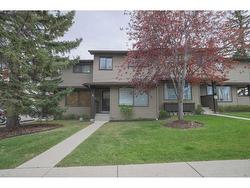 15-380 Bermuda Drive NW Calgary, AB T3K 2B2