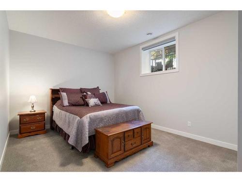 162 Ranch Road, Okotoks, AB - Indoor Photo Showing Bedroom