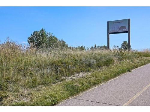 946 Berkley Drive Nw, Calgary, AB - Outdoor With View