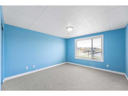 159 Westlake Bay, Strathmore, AB - Indoor Photo Showing Other Room