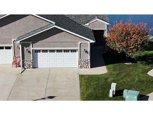 159 Westlake Bay, Strathmore, AB - Outdoor