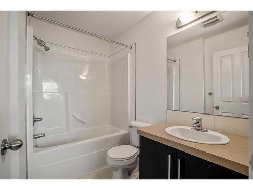 103 Aspen Hills Drive Sw, Calgary, AB - Indoor Photo Showing Bathroom