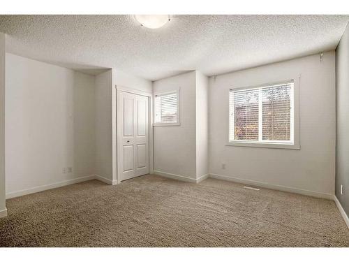 103 Aspen Hills Drive Sw, Calgary, AB - Indoor Photo Showing Other Room