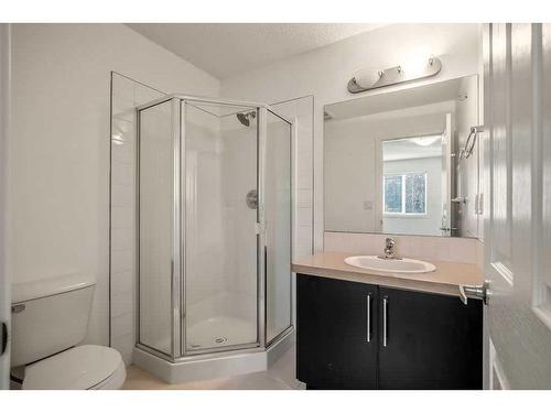 103 Aspen Hills Drive Sw, Calgary, AB - Indoor Photo Showing Bathroom