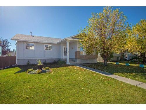 71 Quigley Drive, Cochrane, AB - Outdoor