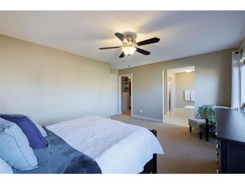 206 Evanspark Circle Nw, Calgary, AB - Indoor Photo Showing Bedroom