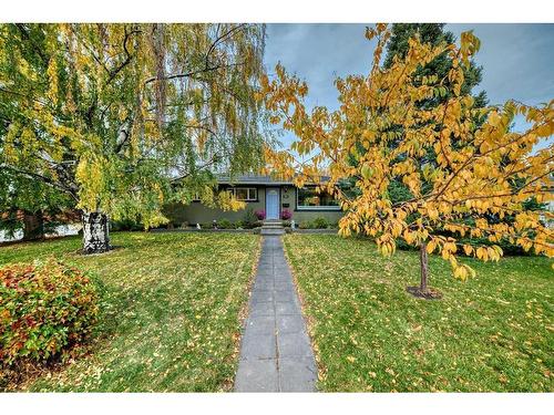 46 Windermere Road Sw, Calgary, AB - Outdoor