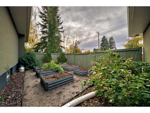 46 Windermere Road Sw, Calgary, AB - Outdoor