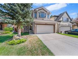 40 Wentworth Close SW Calgary, AB T3H 4Y9