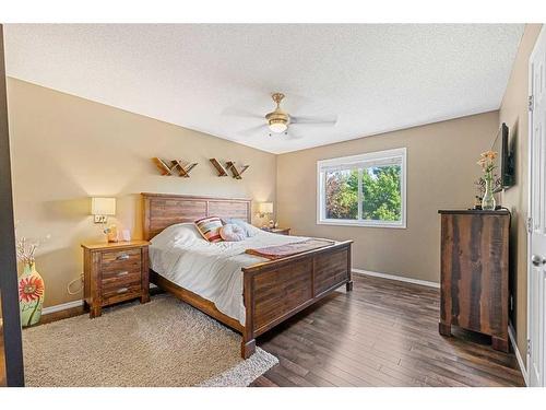 40 Wentworth Close Sw, Calgary, AB - Indoor Photo Showing Bedroom