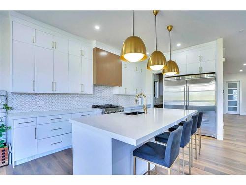 108 Hampstead Mews Nw, Calgary, AB - Indoor Photo Showing Kitchen With Upgraded Kitchen