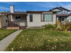 203 Templeton Circle NE Calgary, AB T1Y 4G6