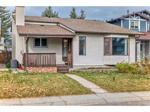 203 Templeton Circle Ne, Calgary, AB - Outdoor