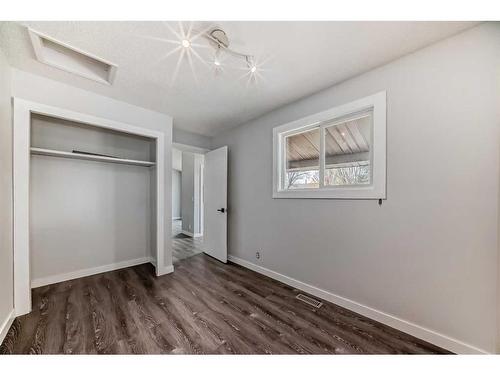 203 Templeton Circle Ne, Calgary, AB - Indoor Photo Showing Other Room