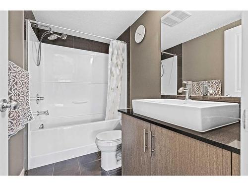 2308-240 Skyview Ranch Road Ne, Calgary, AB - Indoor Photo Showing Bathroom