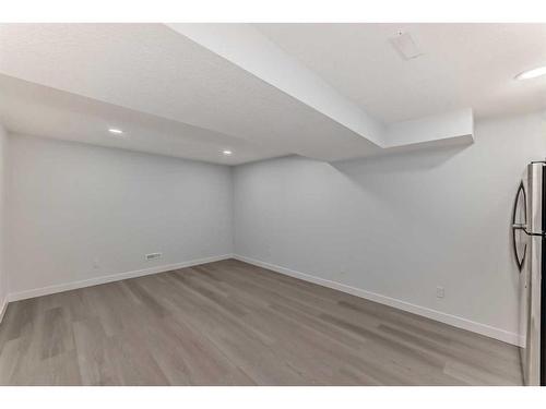 6129 Maddock Drive Ne, Calgary, AB - Indoor Photo Showing Other Room