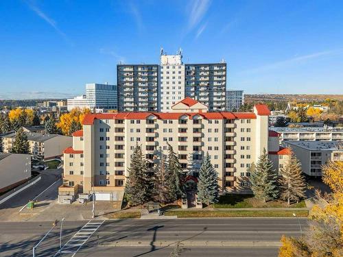 401-2011 University Drive Nw, Calgary, AB - Outdoor With Facade