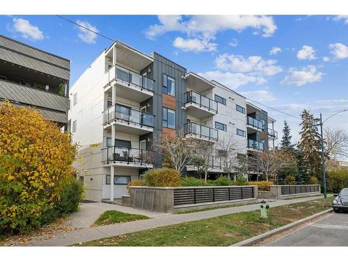 105-1521 26 Avenue Sw, Calgary, AB - Outdoor With Balcony