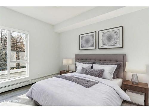 105-1521 26 Avenue Sw, Calgary, AB - Indoor Photo Showing Bedroom