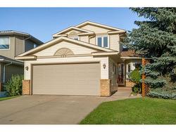 133 Riverview Court SE Calgary, AB T2C 3V7