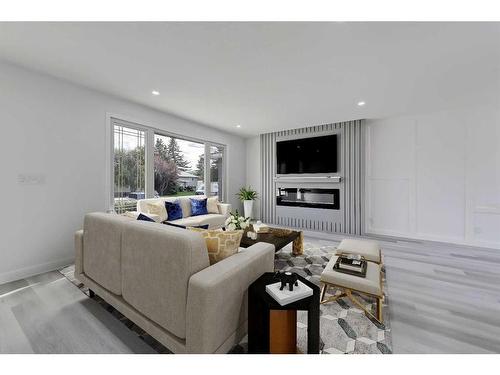 1272 Hunterburn Crescent Nw, Calgary, AB - Indoor Photo Showing Living Room