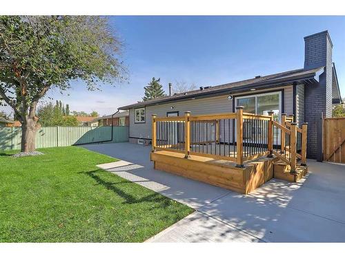 1272 Hunterburn Crescent Nw, Calgary, AB - Outdoor With Deck Patio Veranda