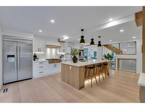 42 Canova Road Sw, Calgary, AB - Indoor Photo Showing Kitchen With Upgraded Kitchen