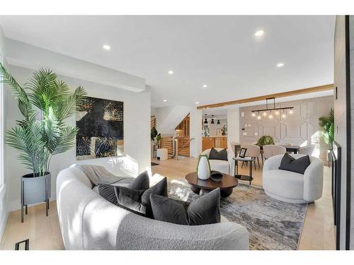 42 Canova Road Sw, Calgary, AB - Indoor Photo Showing Dining Room