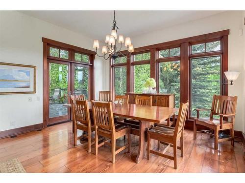 32 Wolfwillow Ridge, Rural Rocky View County, AB - Indoor Photo Showing Dining Room