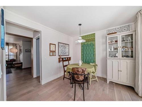 98-2720 Rundleson Road Ne, Calgary, AB - Indoor Photo Showing Dining Room