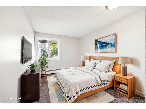 307-1915 26 Street Sw, Calgary, AB - Indoor Photo Showing Bedroom