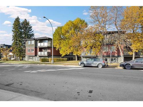 307-1915 26 Street Sw, Calgary, AB - Outdoor With Facade