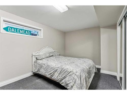 272187 Township Road 240, Rural Rocky View County, AB - Indoor Photo Showing Bedroom