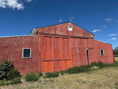 272187 Township Road 240, Rural Rocky View County, AB - Outdoor