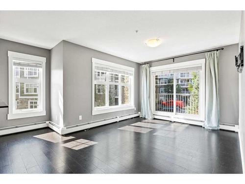 1211-11 Mahogany Row Se, Calgary, AB - Indoor Photo Showing Living Room