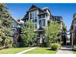 4-2428 30 Street SW Calgary, AB T3E 2M1