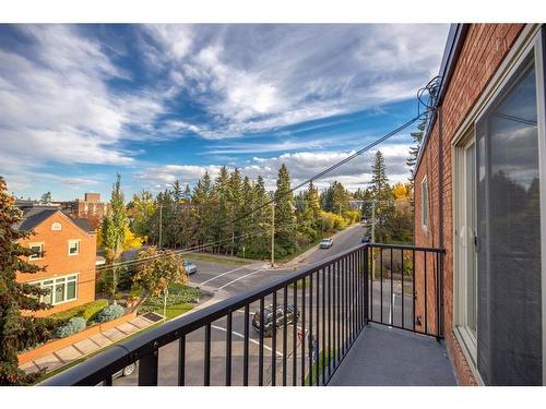 421-808 Royal Avenue Sw, Calgary, AB - Outdoor With Balcony