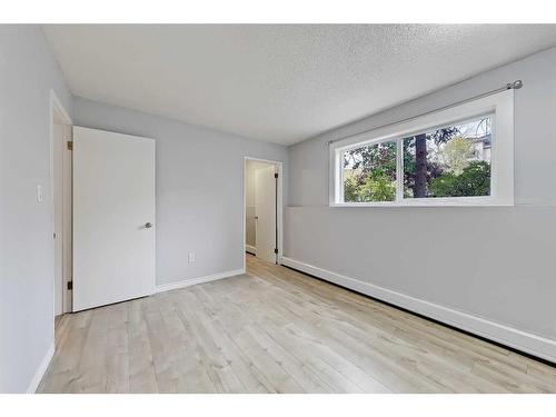 101-1817 11 Avenue Sw, Calgary, AB - Indoor Photo Showing Other Room