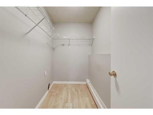 101-1817 11 Avenue Sw, Calgary, AB - Indoor With Storage