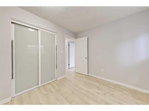 101-1817 11 Avenue Sw, Calgary, AB - Indoor Photo Showing Other Room