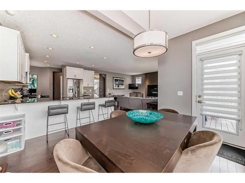 270 Chaparral Valley Terrace Se, Calgary, AB - Indoor Photo Showing Dining Room