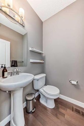 270 Chaparral Valley Terrace Se, Calgary, AB - Indoor Photo Showing Bathroom