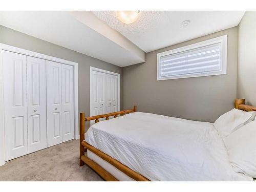 270 Chaparral Valley Terrace Se, Calgary, AB - Indoor Photo Showing Bedroom