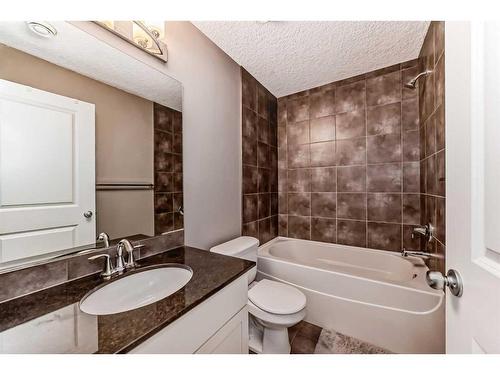 270 Chaparral Valley Terrace Se, Calgary, AB - Indoor Photo Showing Bathroom