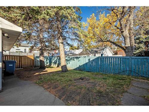 211 Whiteside Road Ne, Calgary, AB - Outdoor